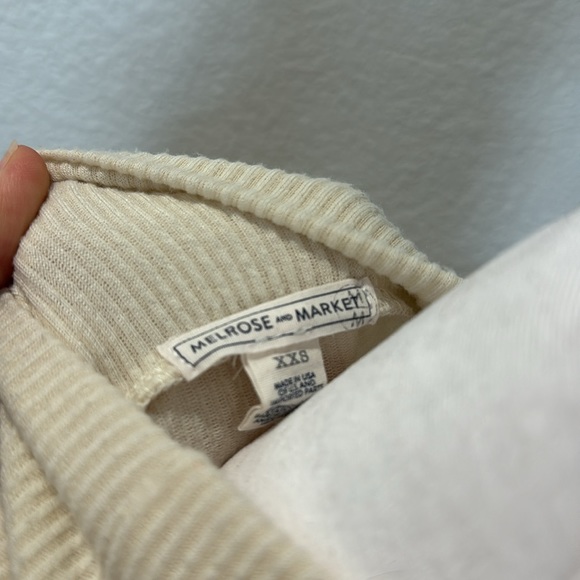 Melrose and Market, Size XXX Small waffle print cream colored turtleneck sweater - Picture 6 of 6